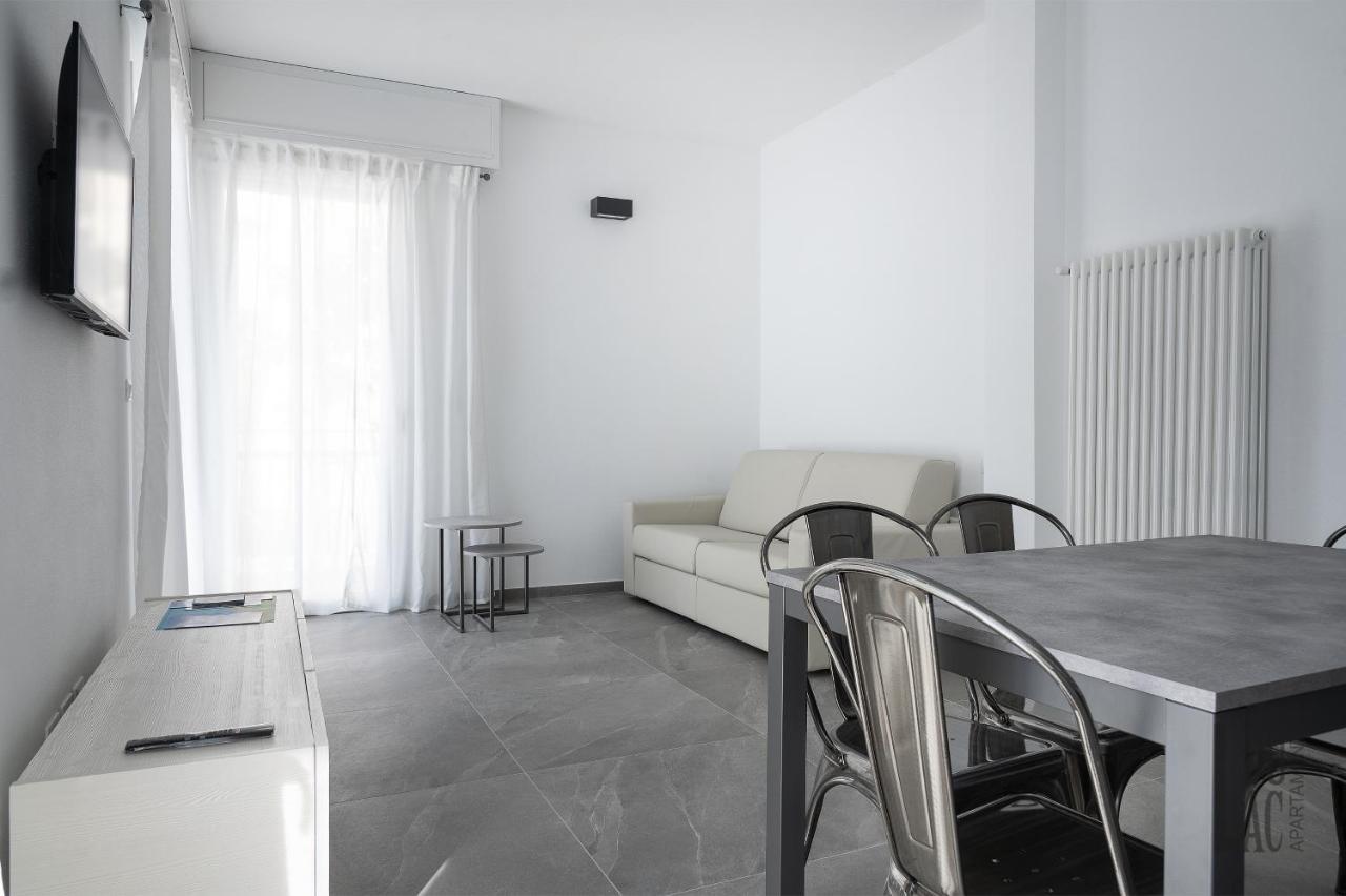 Du Lac Aparments Ντεζεντσάνο ντελ Γκάρντα Εξωτερικό φωτογραφία
